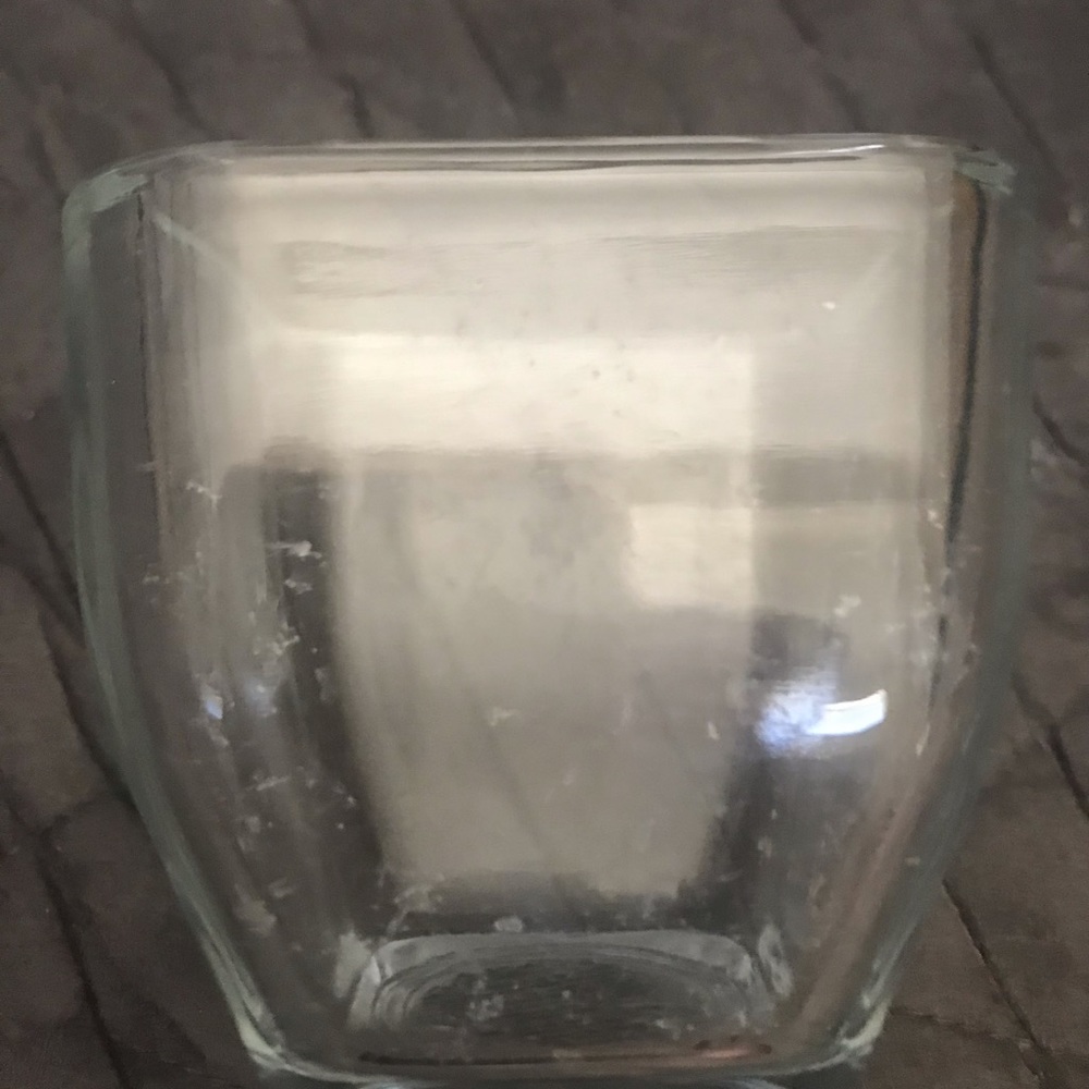 Glass holder